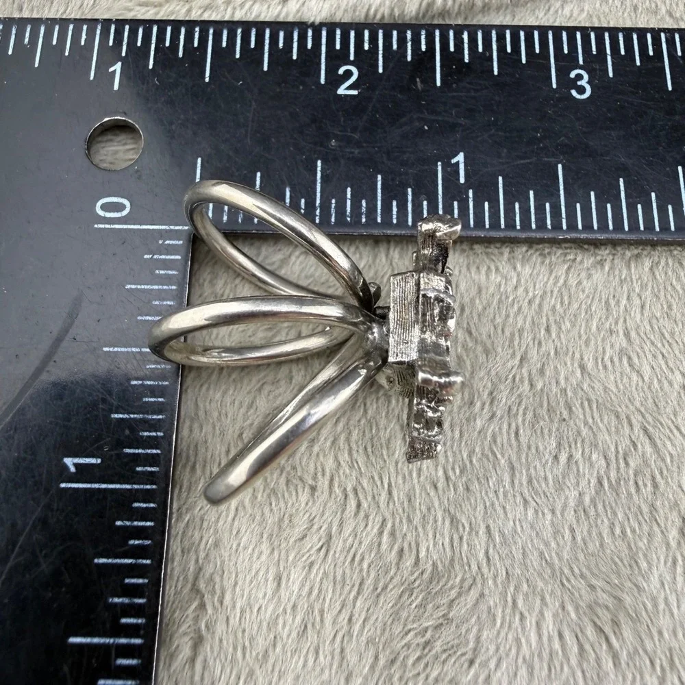 Vintage Lion Scarf Charm Heraldic Silver Tone
